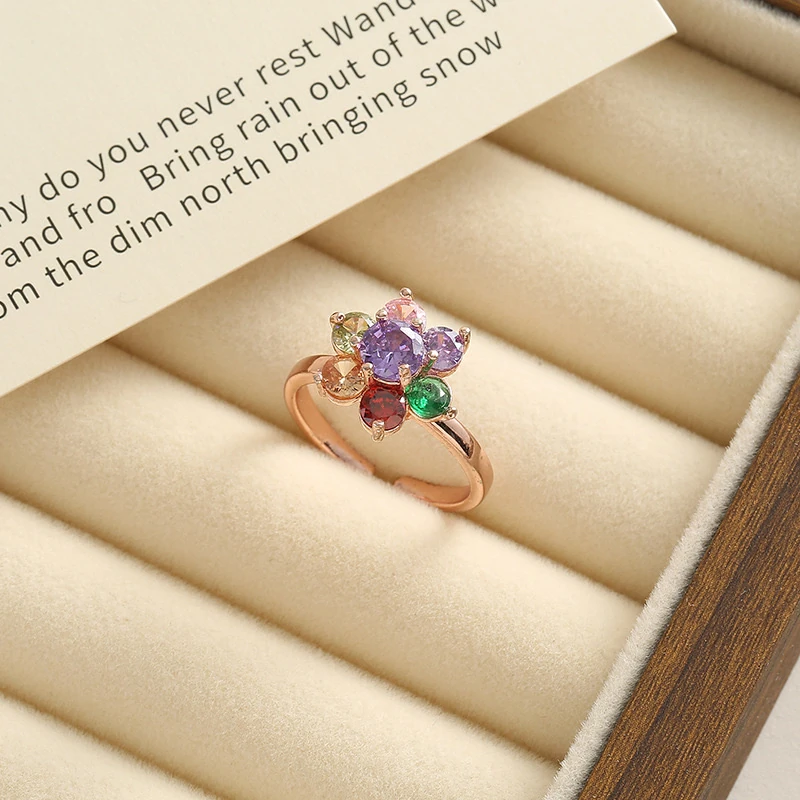 Renkli Çiçek Stres Yüzüğü