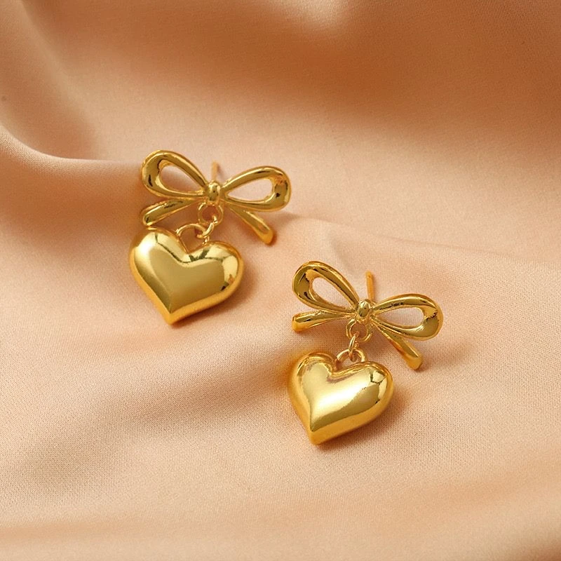 Çelik | Bow&Heart Küpe