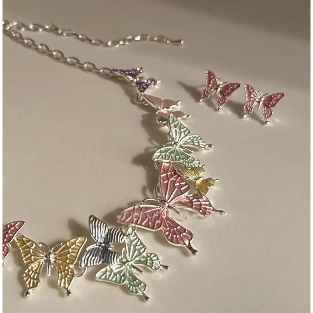 Pastel Butterfly Kolye