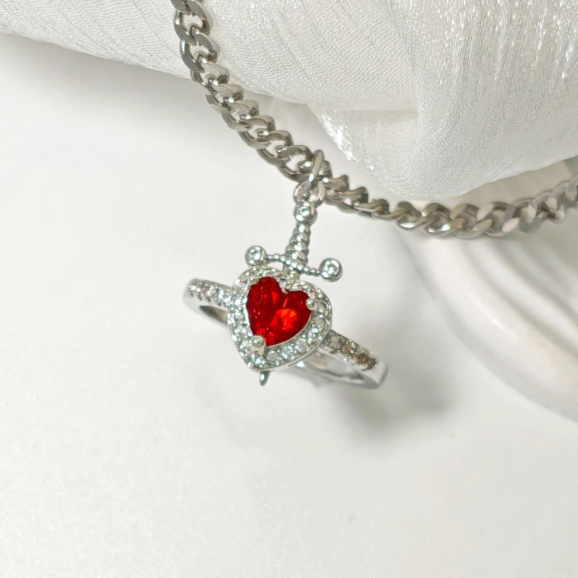 Pamuk Prenses & Avcı Takı Seti (Bileklik-Yüzük)