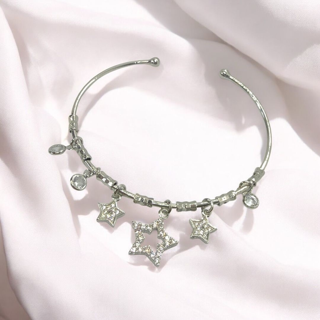 Star Charm Kelepçe