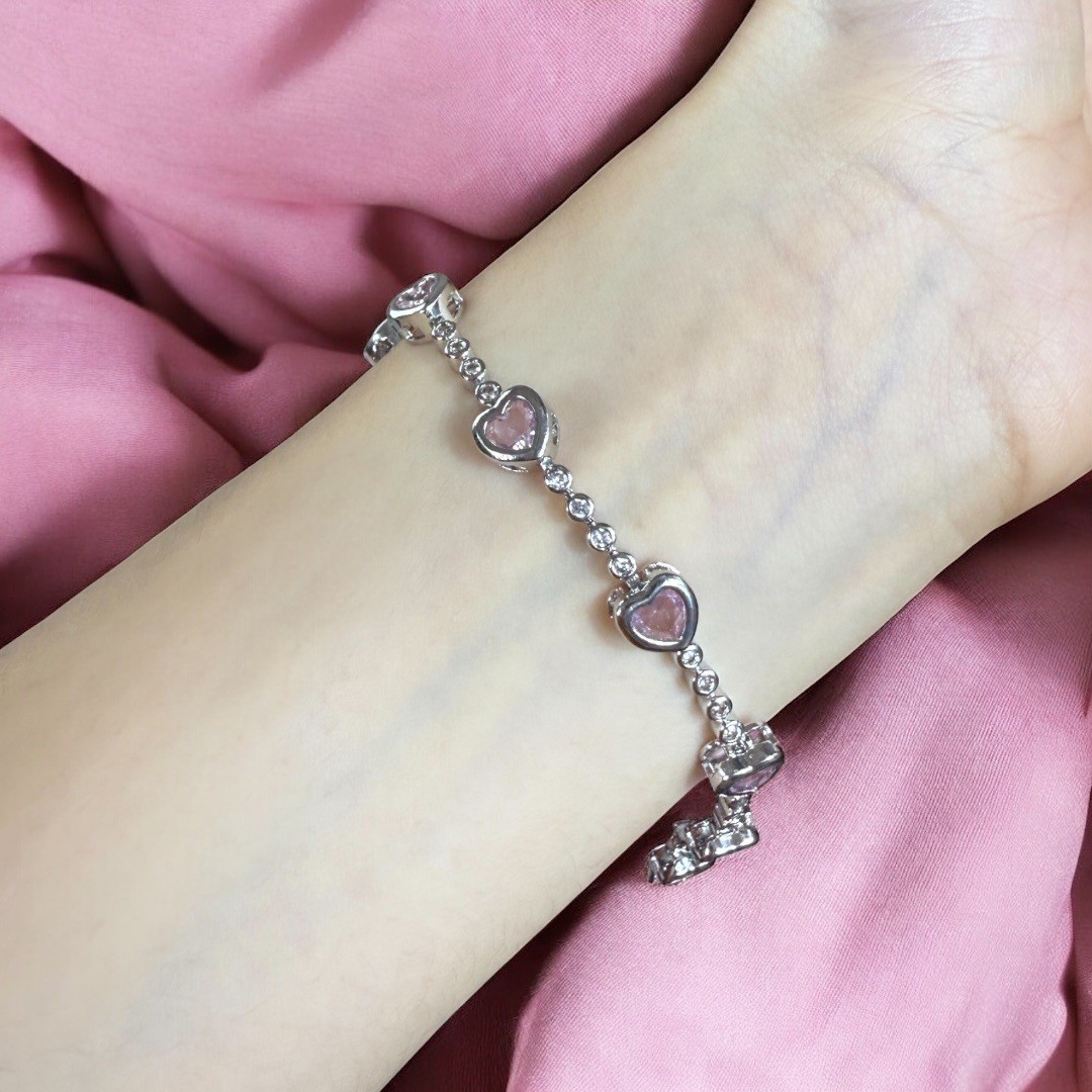 Vip | Pinky Heart Bileklik