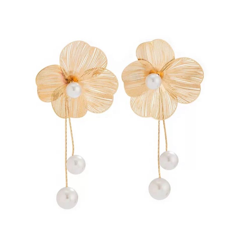 İncili Hibiscus Küpe