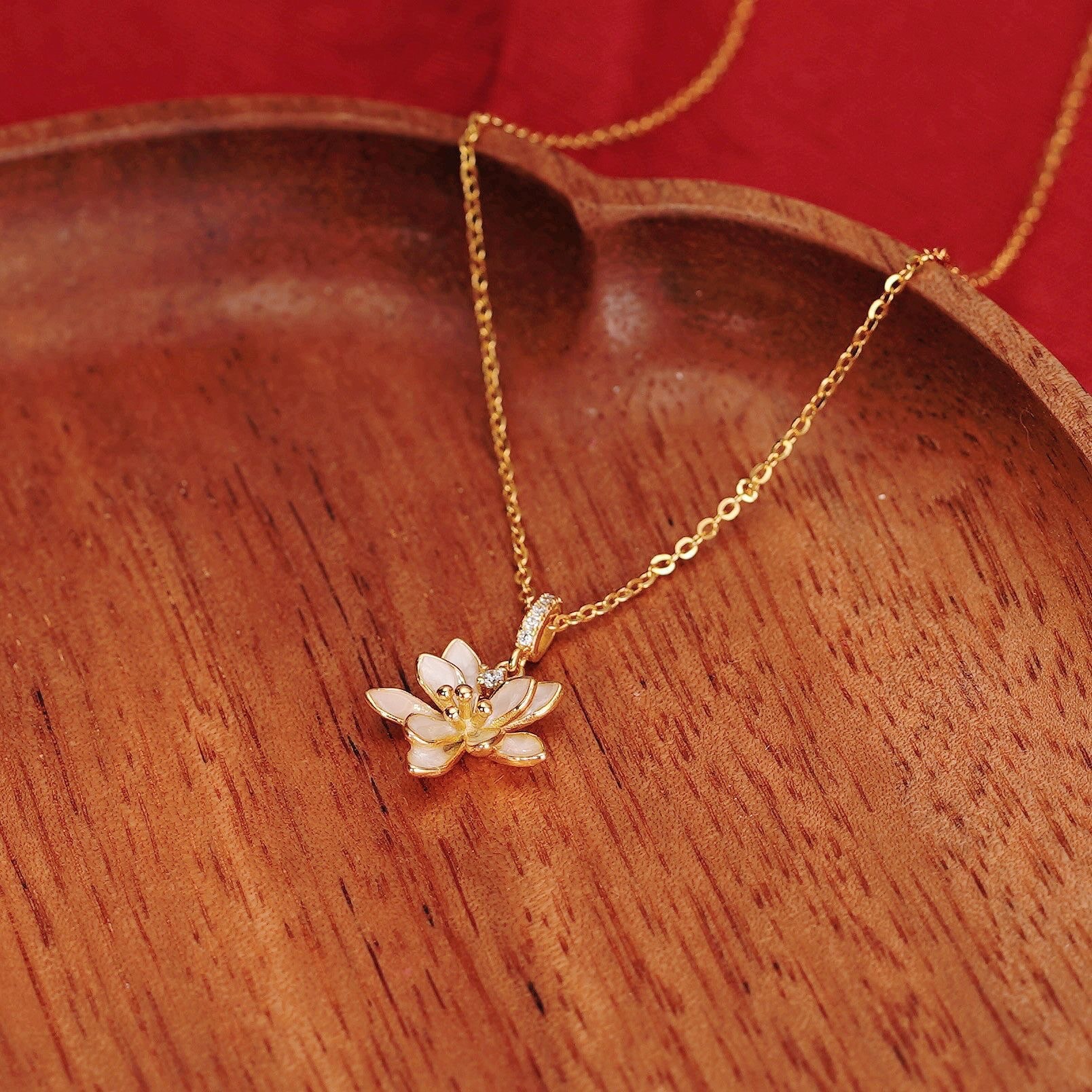 Çelik | İnci Çiçeği Kolye