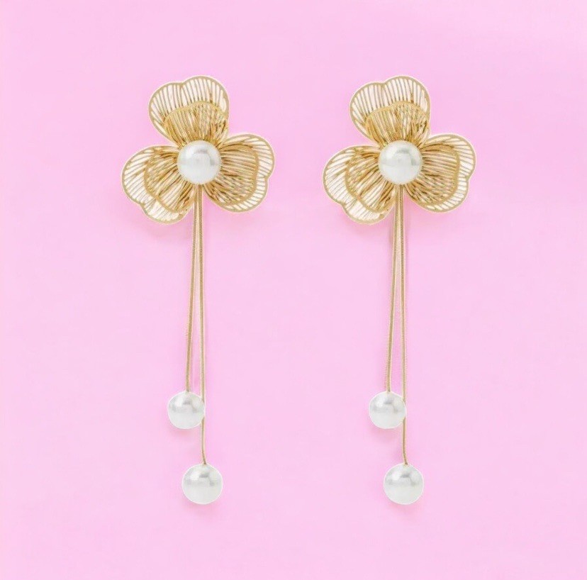 Pearl Blossom Küpe