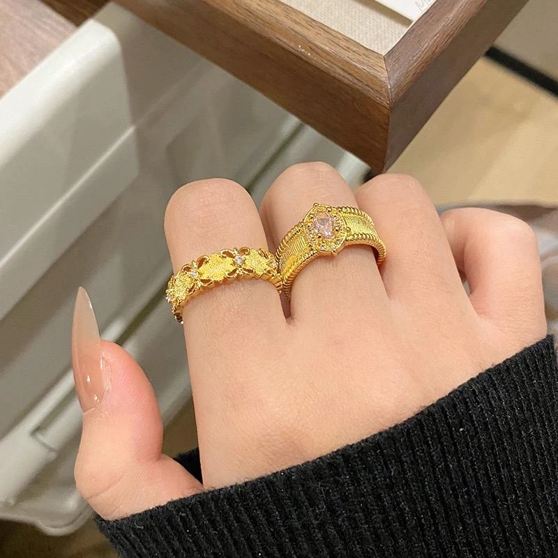 Pembe Taşlı Yüzük