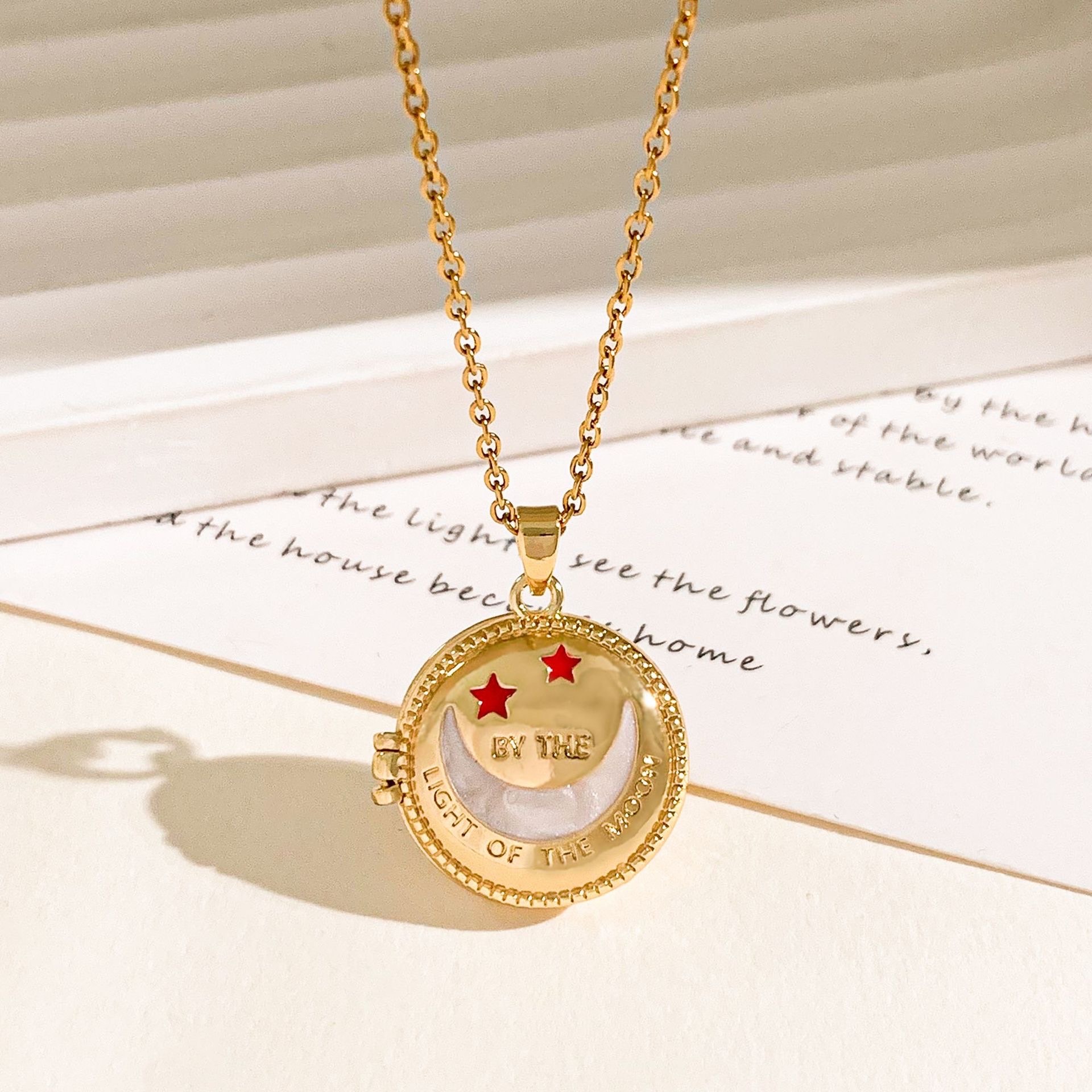 Çelik | Moon Open Locket Kolye