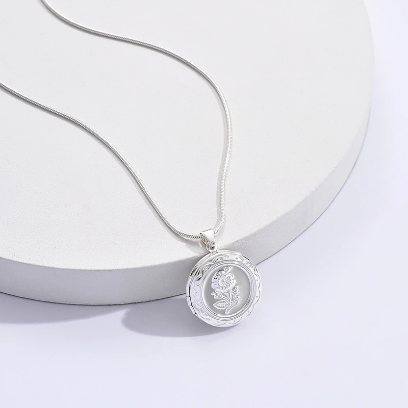 Çelik | Silver Çiçekli Open Locket Kolye