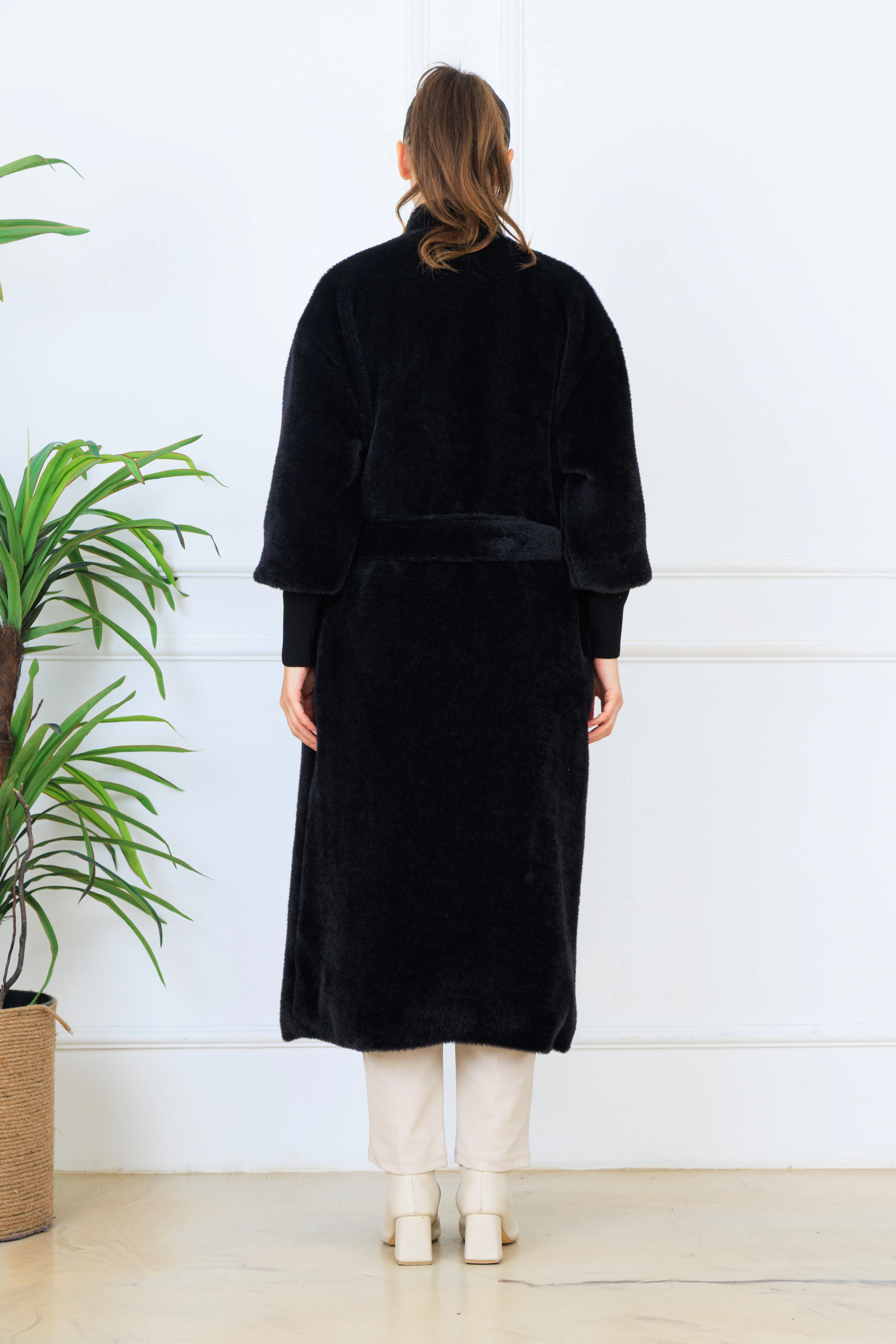 Elony Kadın Kaşkorseli Peluş Kuşaklı Gizli Çıtçıtlı Şık Kaban