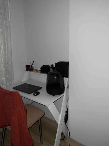 Müşteri fotoğrafı: X Ayaklı Raflı Ders Çalışma Masası 50x90 cm Beyaz