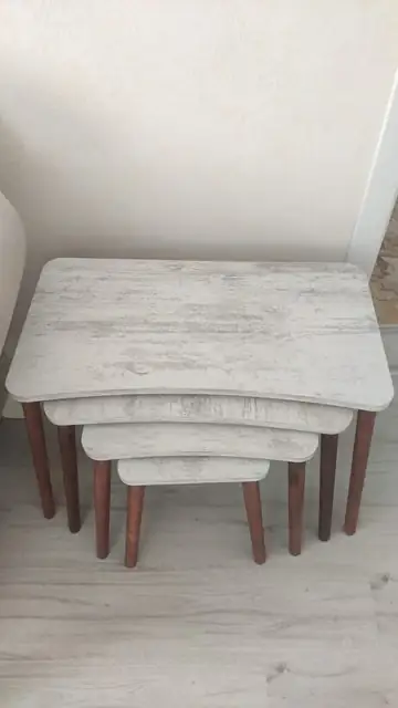 Müşteri fotoğrafı: Erendiz 4lü Ahşap Ayaklı Zigon Sehpa XL Kristal