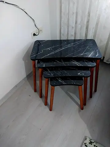 Müşteri fotoğrafı: Erendiz 4lü Ahşap Ayaklı Zigon Sehpa XL Siyah Mermer