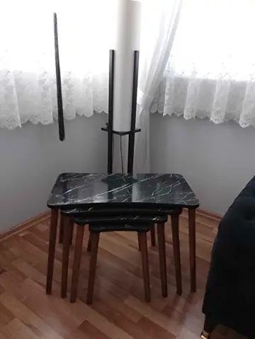 Müşteri fotoğrafı: Erendiz 4lü Ahşap Ayaklı Zigon Sehpa XL Siyah Mermer