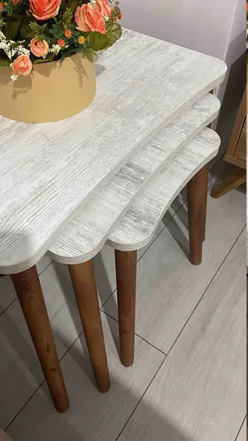 Müşteri fotoğrafı: Erendiz 4lü Ahşap Ayaklı Zigon Sehpa XL Kristal
