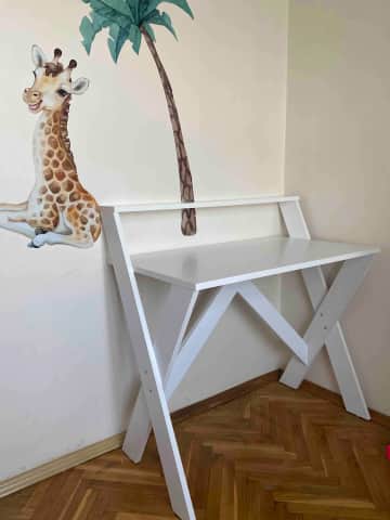 Müşteri fotoğrafı: X Ayaklı Raflı Ders Çalışma Masası 50x90 cm Beyaz