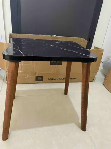 Müşteri fotoğrafı: Erendiz 4lü Ahşap Ayaklı Zigon Sehpa XL Siyah Mermer