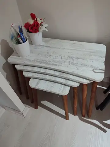 Müşteri fotoğrafı: Erendiz 4lü Ahşap Ayaklı Zigon Sehpa XL Kristal
