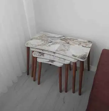 Müşteri fotoğrafı: Erendiz 4lü Ahşap Ayaklı Zigon Sehpa XL Beyaz Mermer
