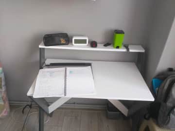 Müşteri fotoğrafı: X Ayaklı Raflı Ders Çalışma Masası 50x90 cm Beyaz
