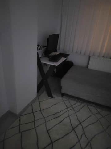 Müşteri fotoğrafı: X Ayaklı Raflı Ders Çalışma Masası 50x90 cm Antrasit - Beyaz