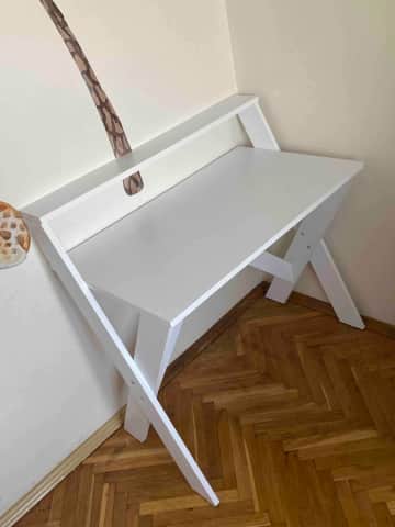 Müşteri fotoğrafı: X Ayaklı Raflı Ders Çalışma Masası 50x90 cm Beyaz