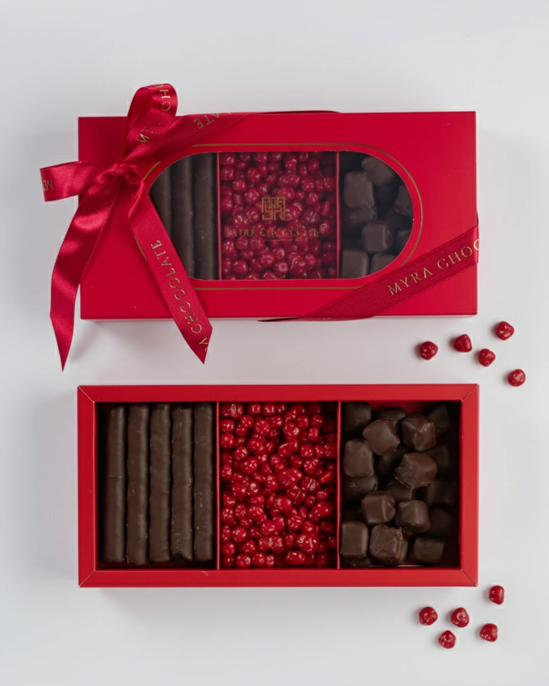 3 Çeşitli Böğürtlen Aromalı, Bitter Çikolatalı, Vanilyalı Lokumlu Kokteyl Çikolata 420GR