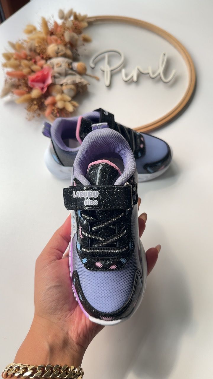 Labubu Işıklı Siyah Mor Spor Ayakkabı