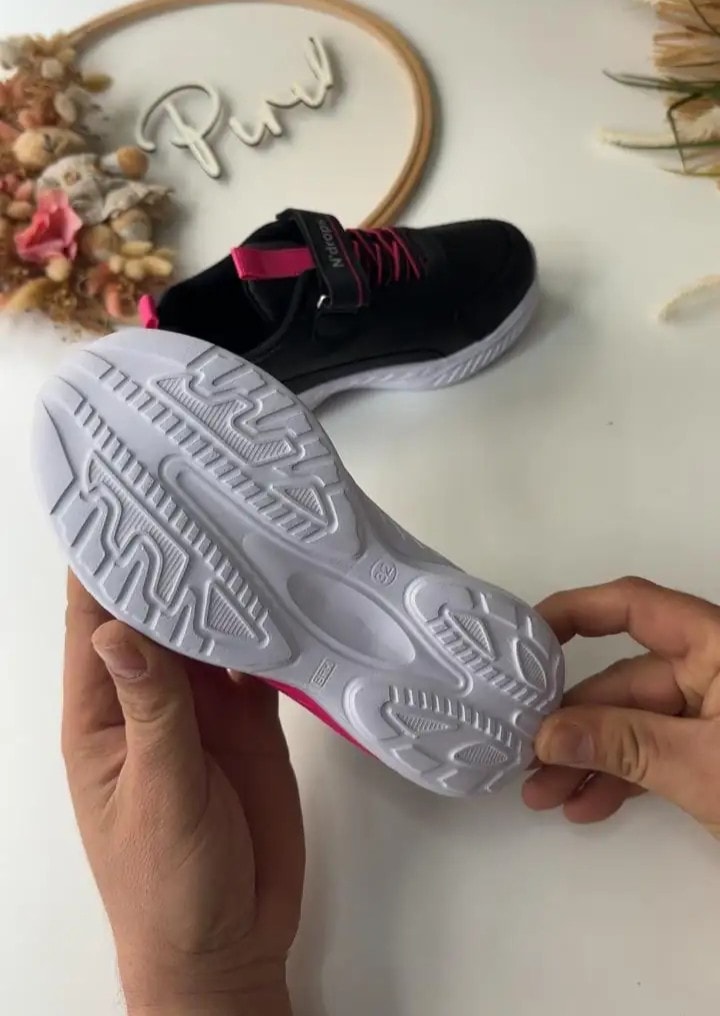 Siyah Fuşya Spor Ayakkabı 5001