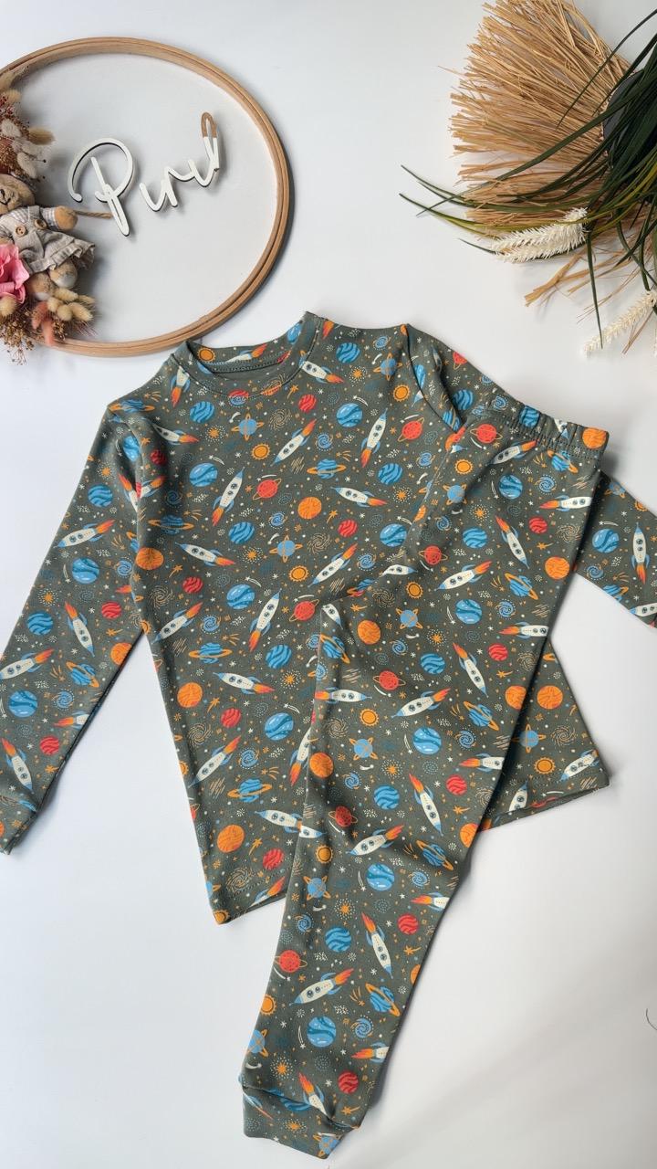 Yeşil Uzay Pijama Takımı