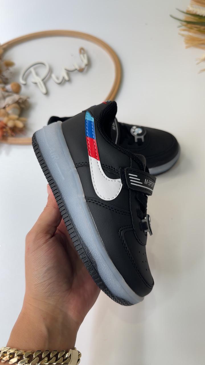 IŞIKLI 26/30 ERKEK ÇOCUK AYAKKABI SİYAH BEYAZ