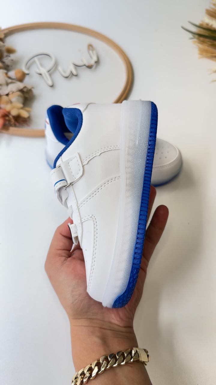 IŞIKLI 26/30 ERKEK ÇOCUK AYAKKABI BEYAZ MAVİ