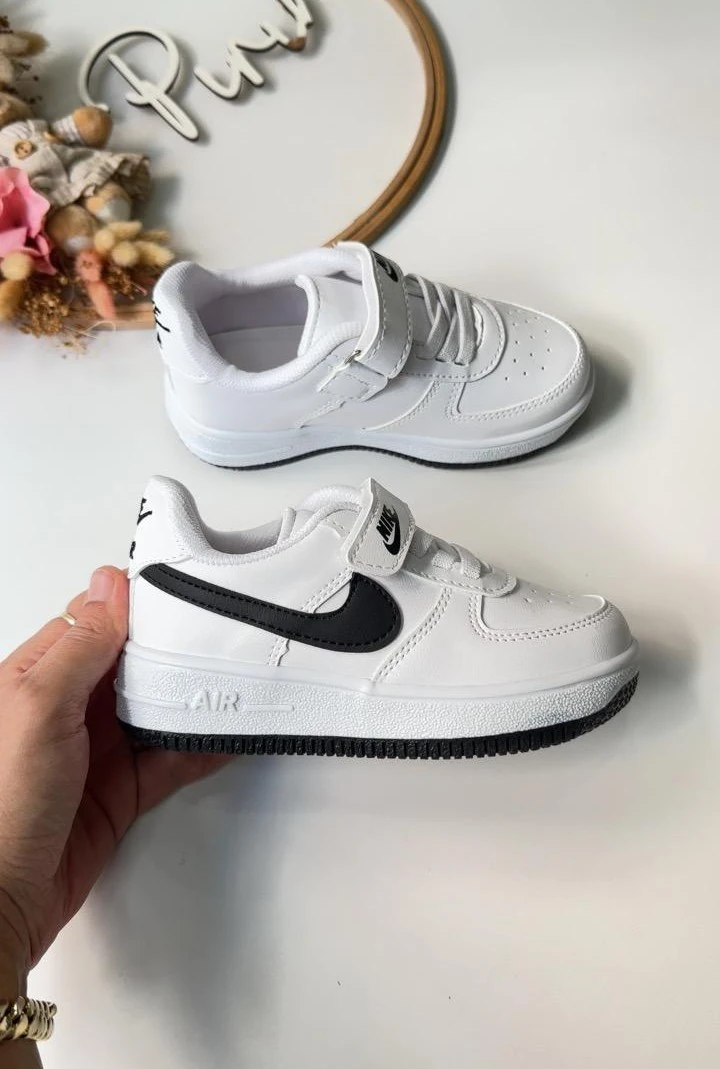 BEYAZ SİYAH SPOR AYAKKABI 