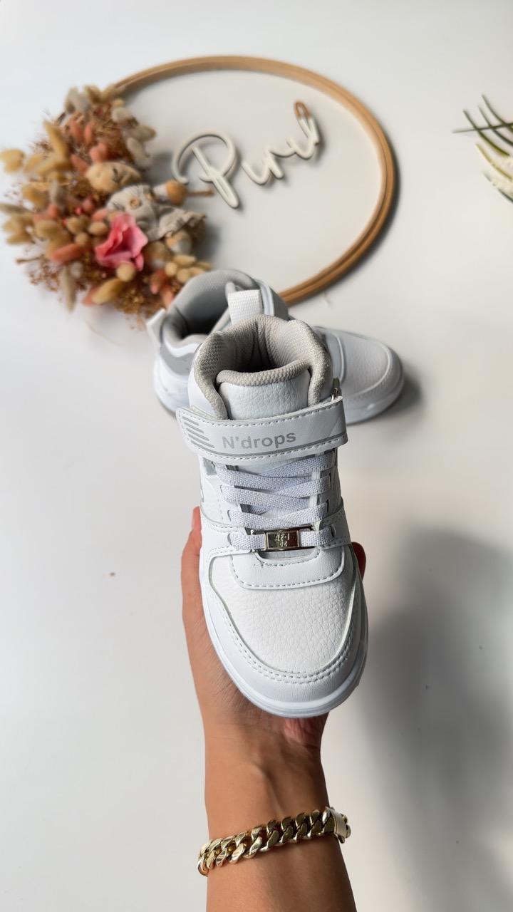 Beyaz Işıklı Spor Ayakkabı