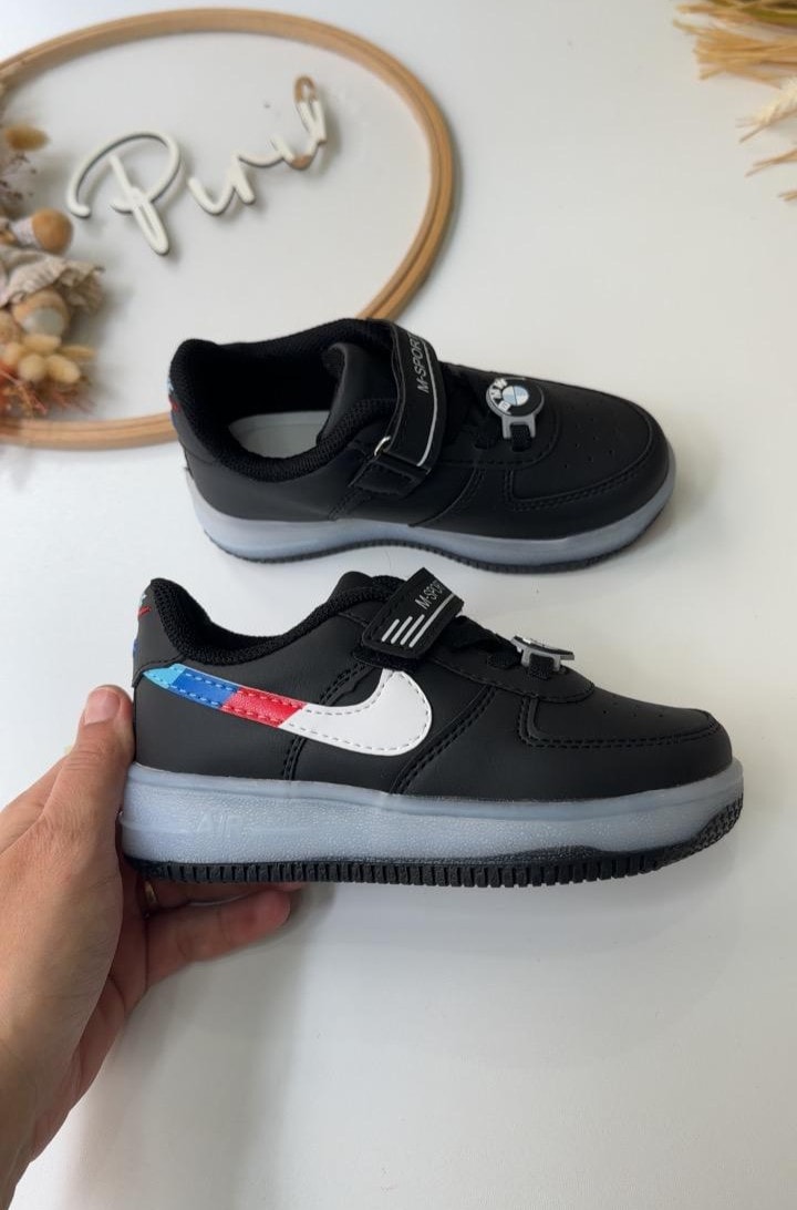 IŞIKLI 26/30 ERKEK ÇOCUK AYAKKABI SİYAH BEYAZ