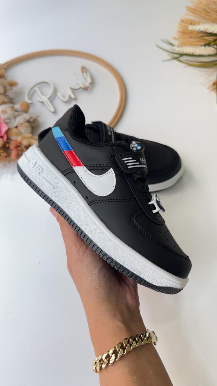 31/35 ERKEK ÇOCUK SPOR AYAKKABI SİYAH BEYAZ