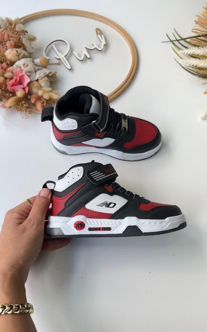 Siyah Kırmızı  Işıklı Spor Ayakkabı