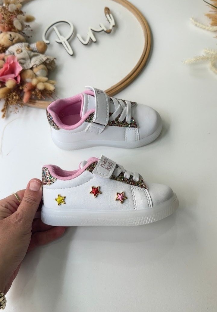 YILDIZ DETAY IŞIKLI AYAKKABI RENKLİ SİMLİ