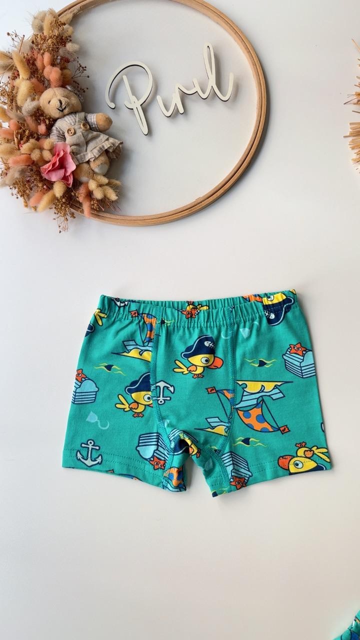 Sevimli Korsan Atlet Boxer Takım