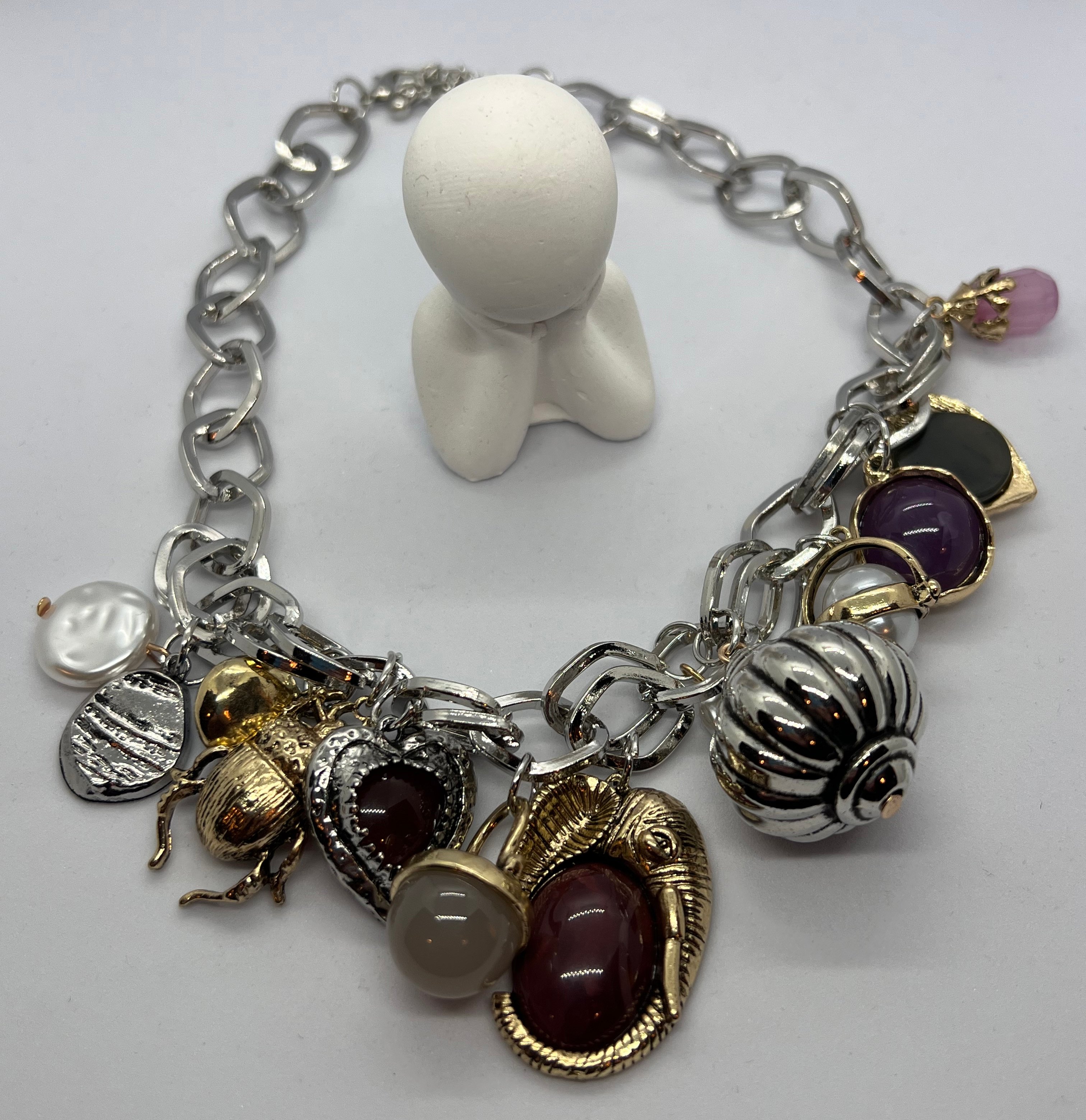 Marka Charm Kolye