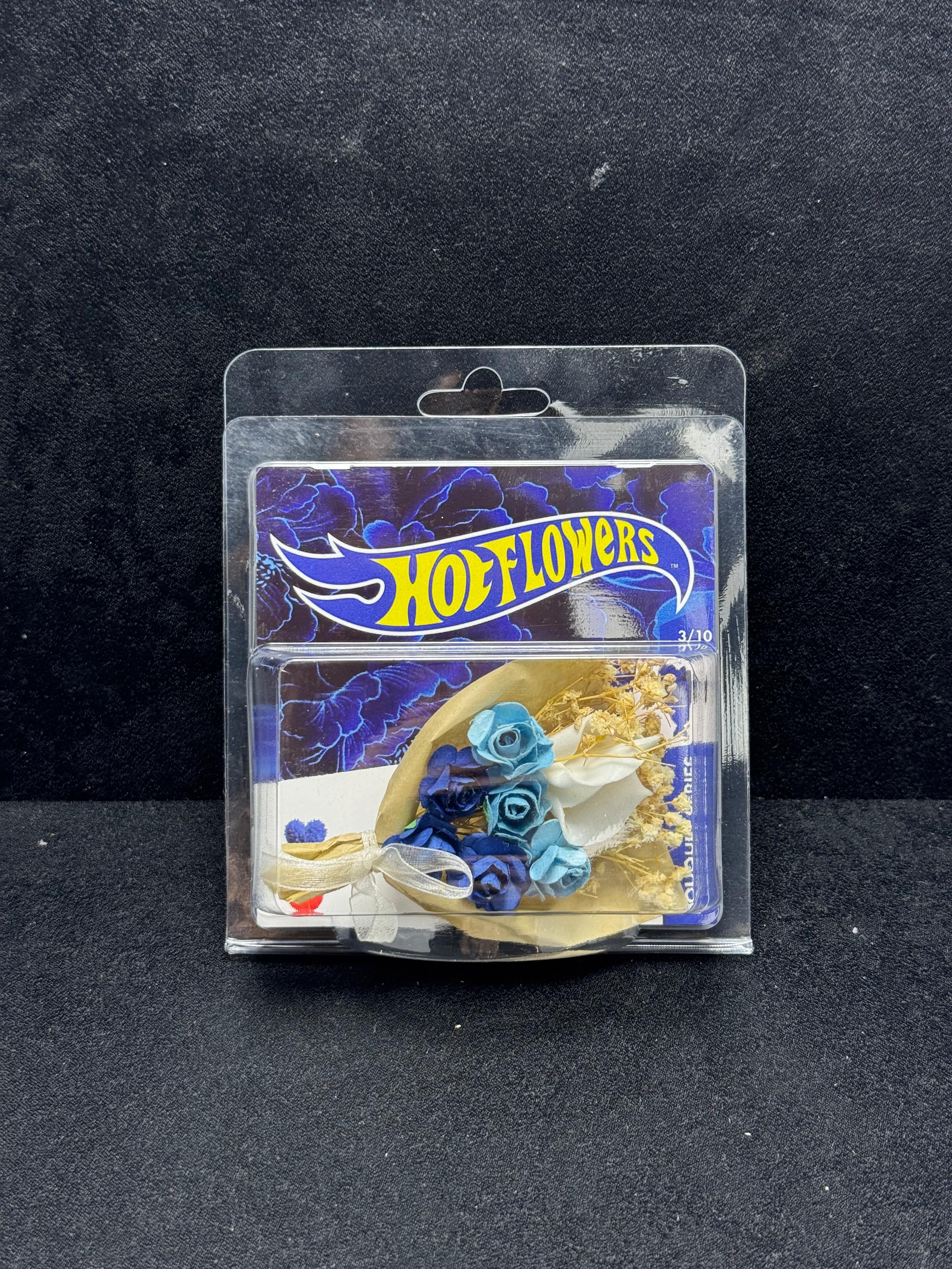 Hot Flowers Rose Blue