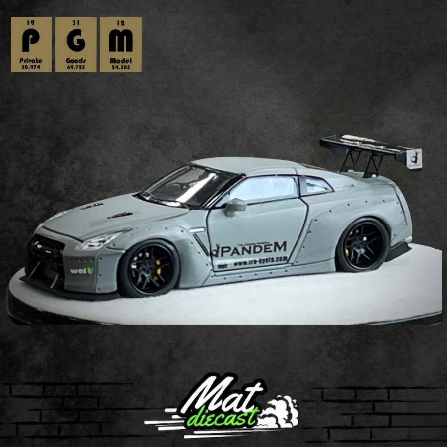 PGM 1:64 Nissan Rocket Bunny GTR R35 Overseas Edition