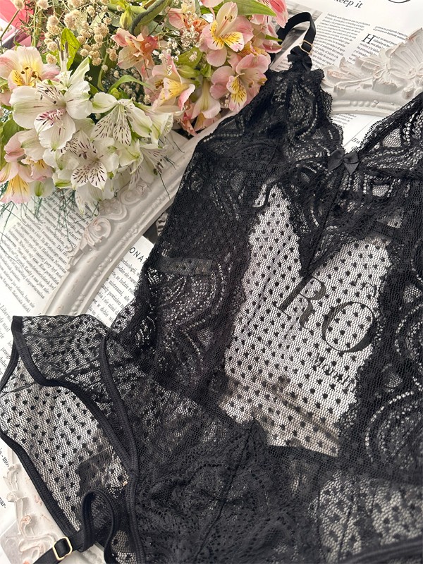Trace Transparan Dantel Detaylı Kapsız Çoraplı  Bodysuit