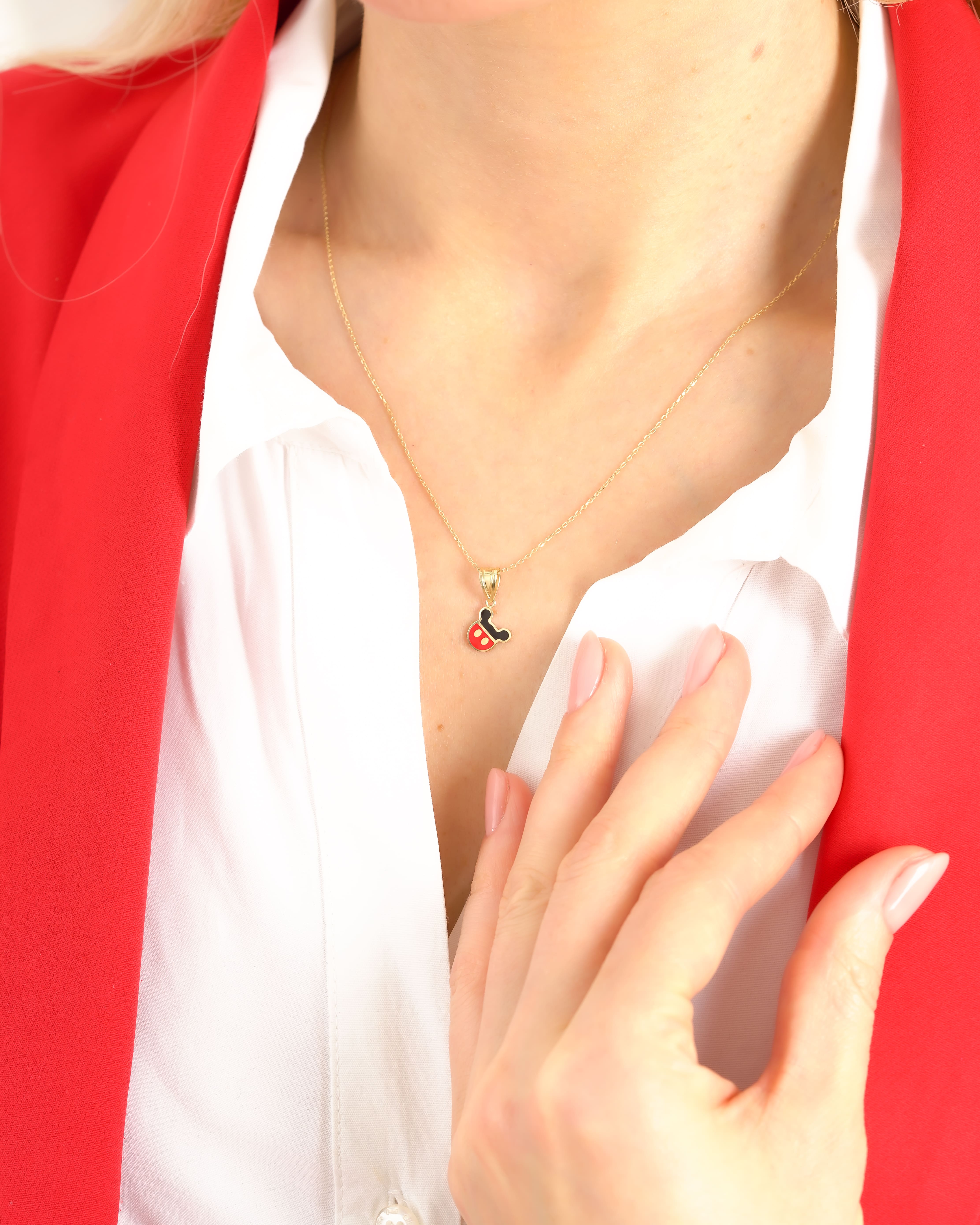 8 Ayar Altın Emaye Kırmızı Şans Böceği Küpe – Zarif ve Şık Tasarım