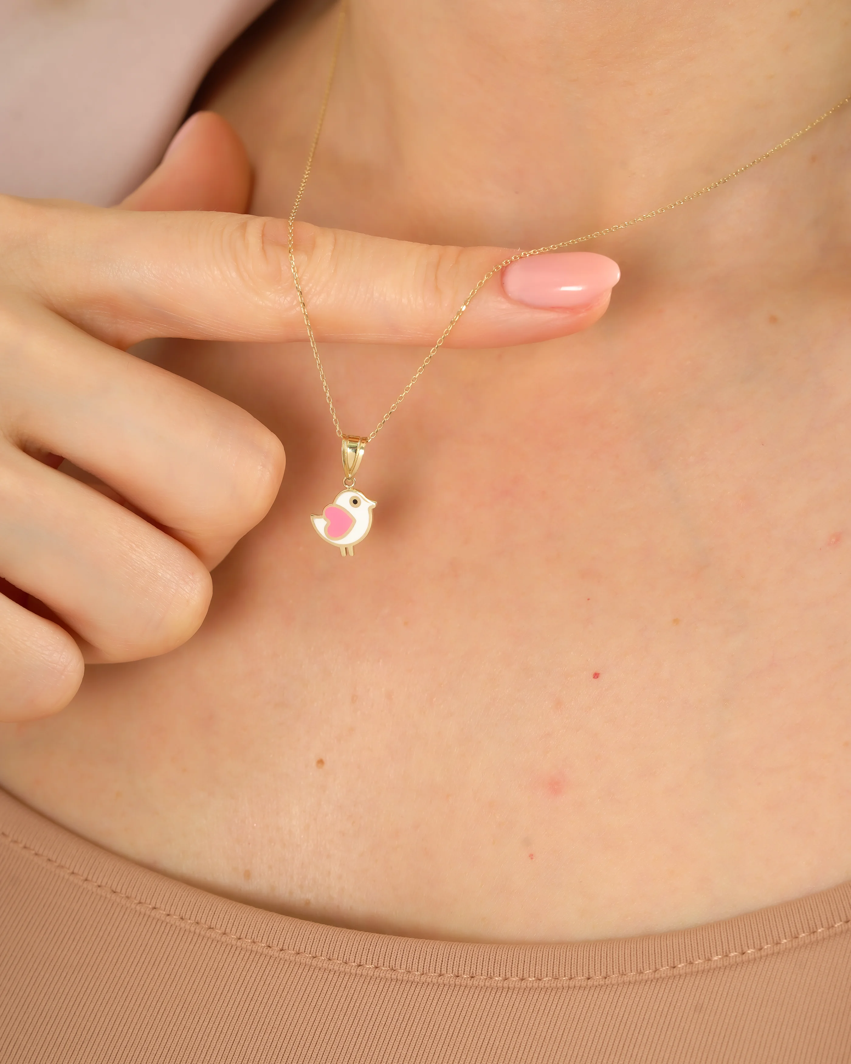 8 Ayar Altın Zarif Pembe Kuş Kolye