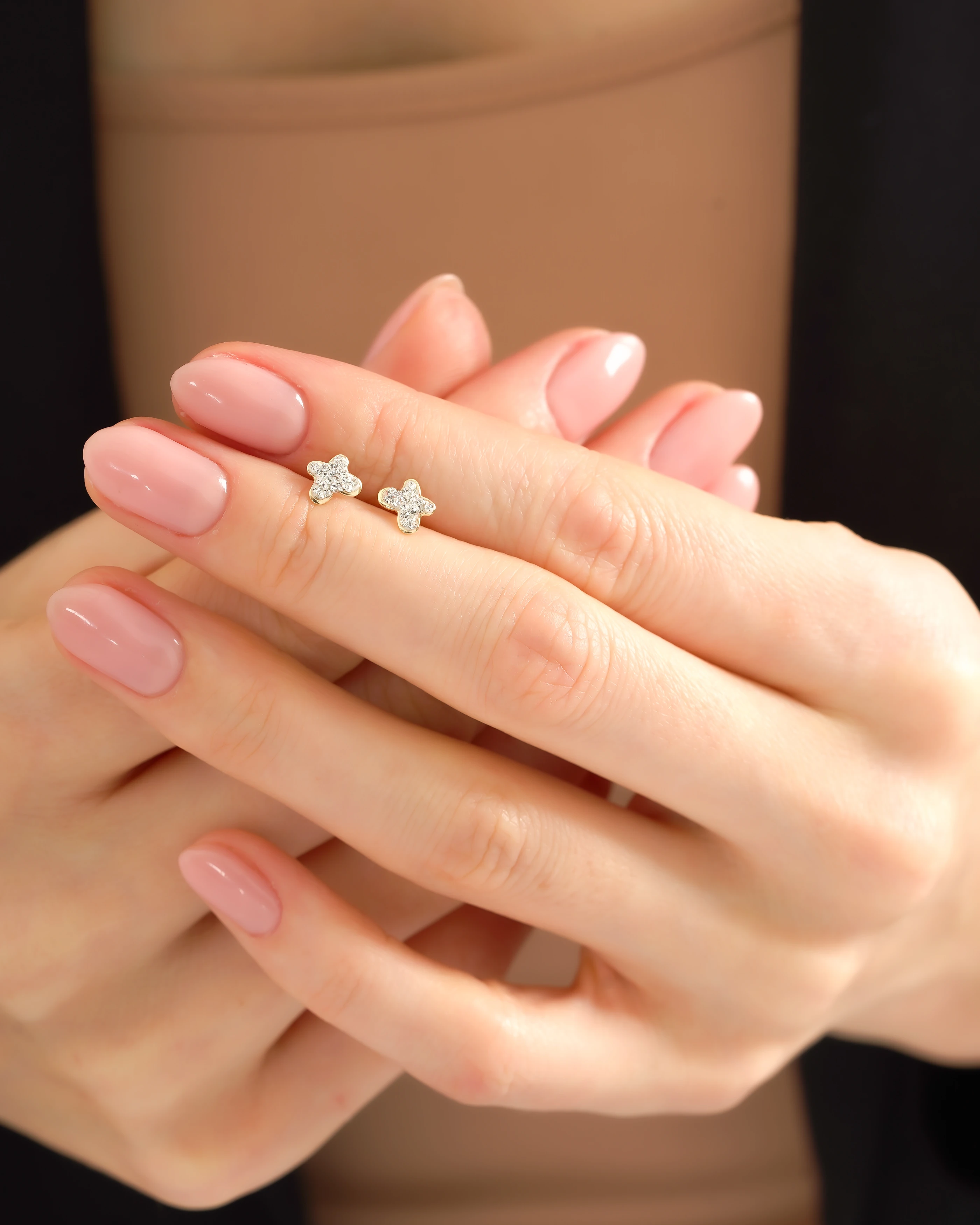 8 Ayar Altın Yonca Zirkon Taşlı Küpe