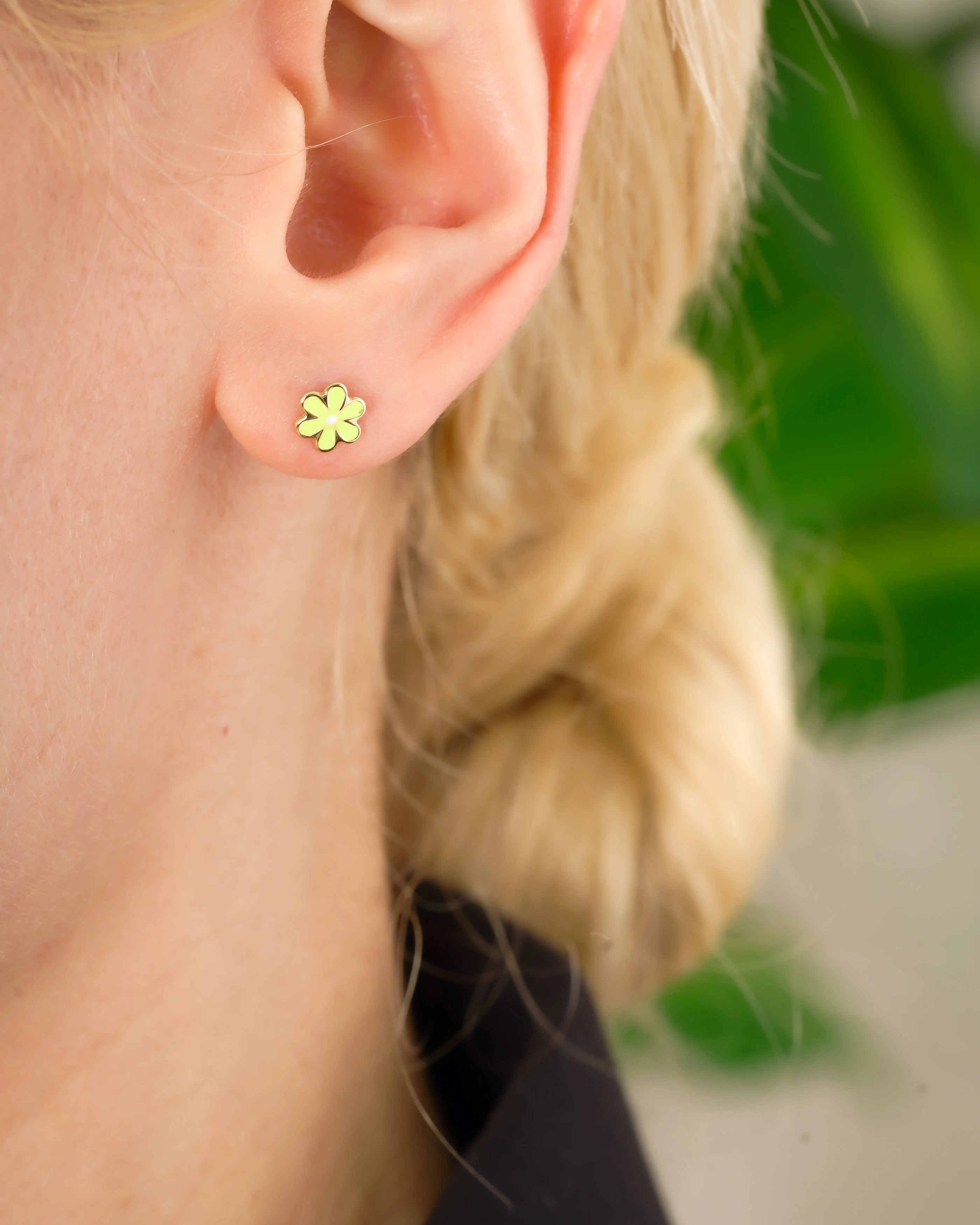 8 Ayar Altın Sarı Çiçek Küpe