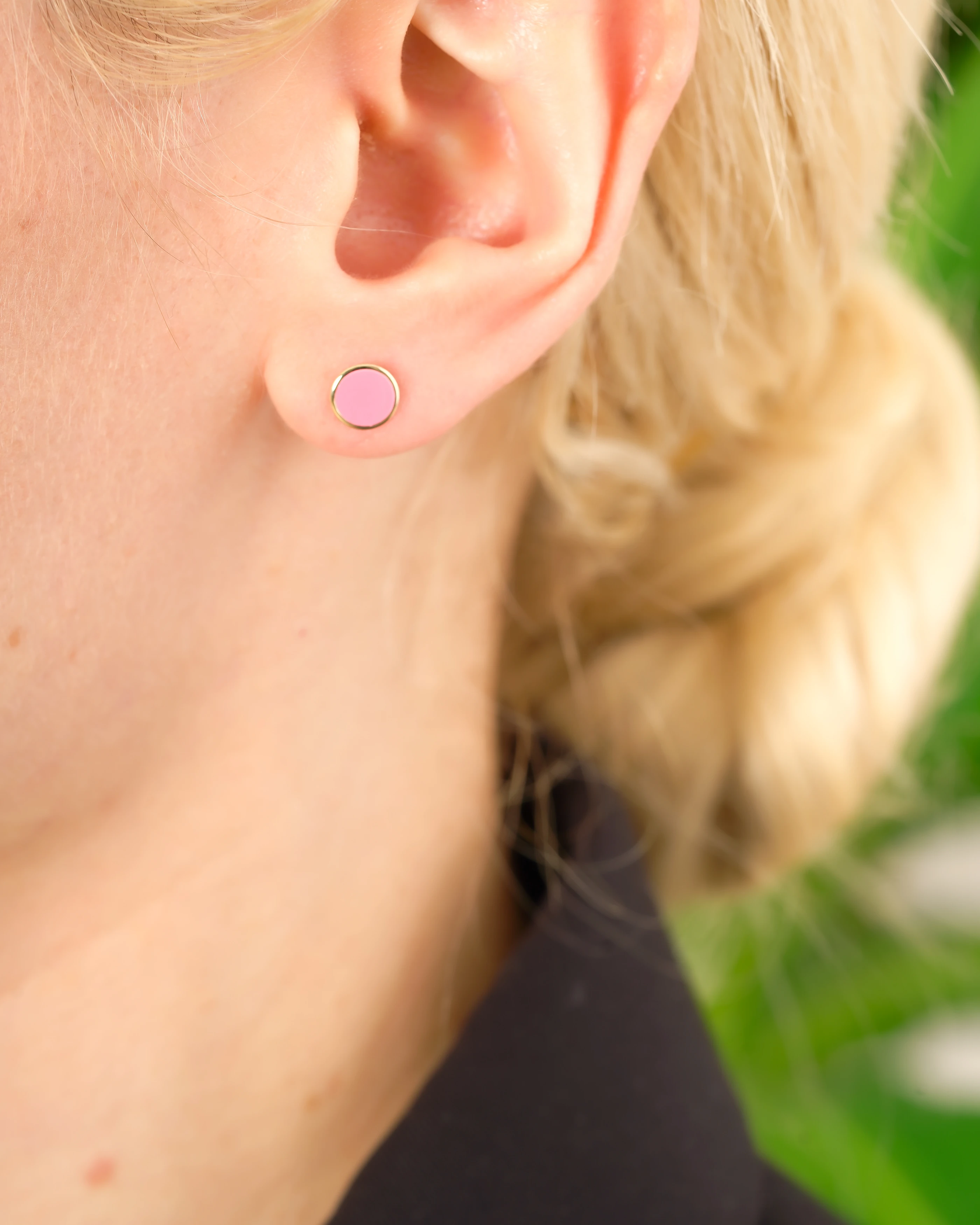 8 Ayar Altın Pembe Yuvarlak Küpe