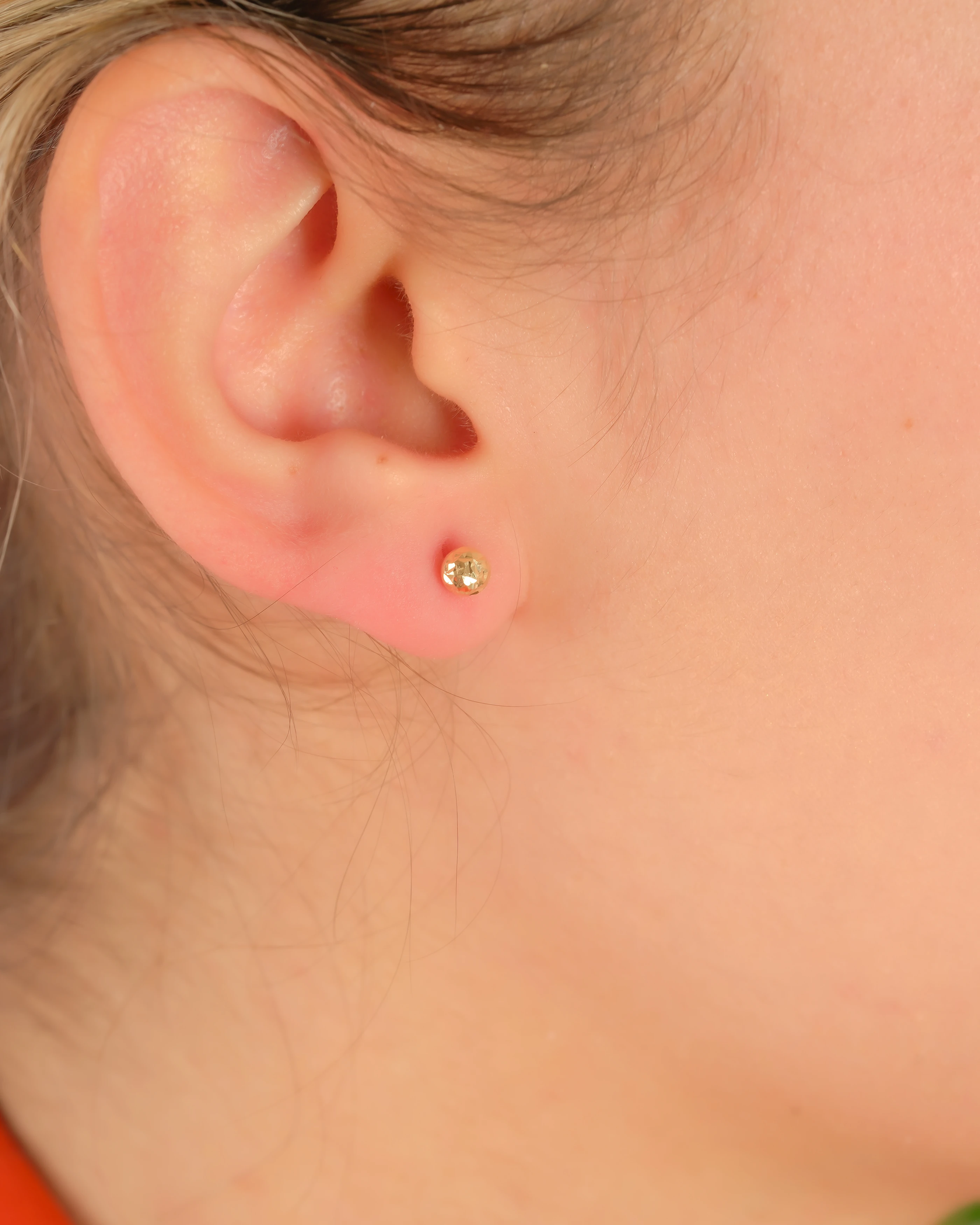 8 Ayar Altın Kristal Kalemli Top Küpe