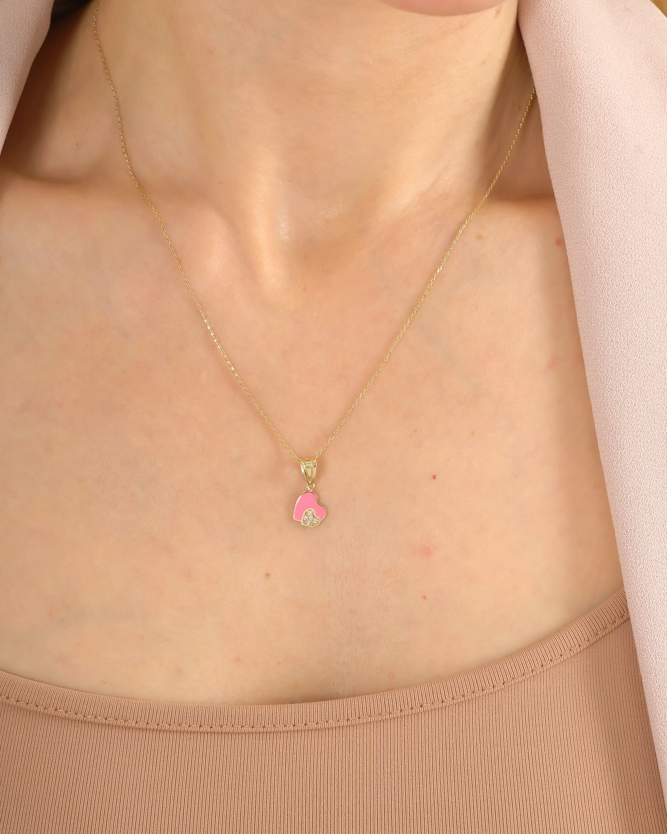8 Ayar Altın Pembe Kalp Kolye