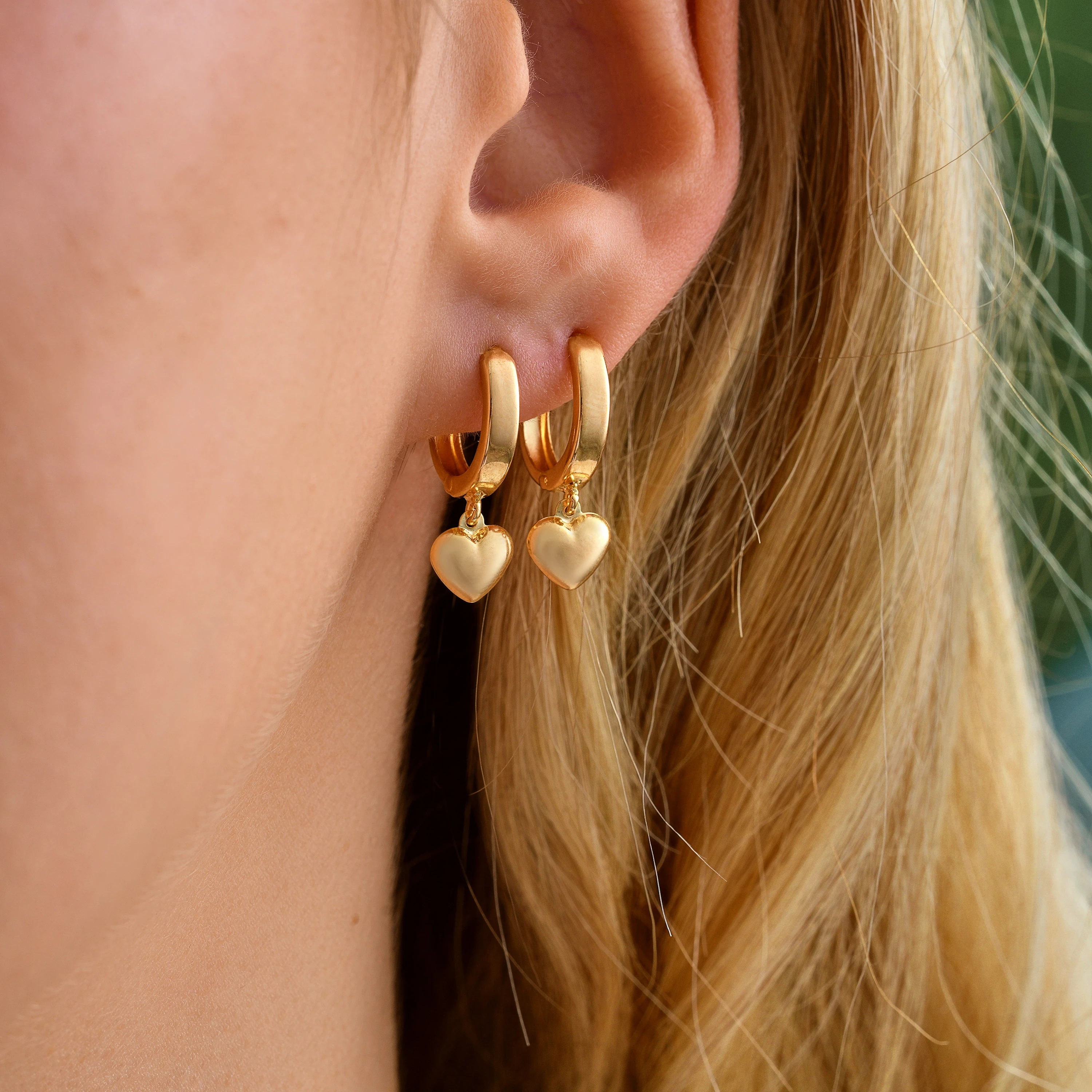 14 Ayar Altın Zarif Halka Kalp Küpe